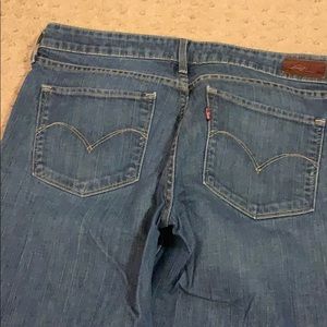 Levi’s skinny jeans